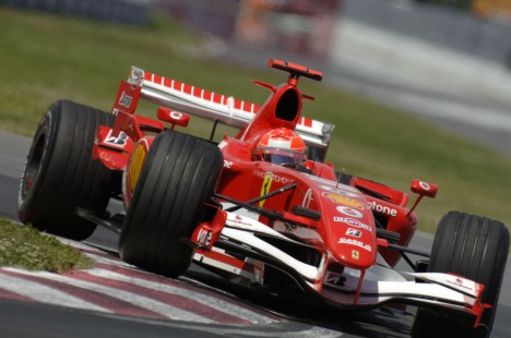 Michael Schumacher var heldig med 2. pladsen.